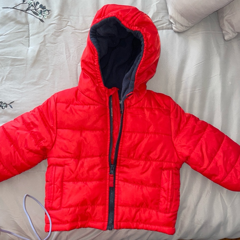 OshKosh B'gosh Red Puffer Jacket with Hood and Insulation. Size 18 months